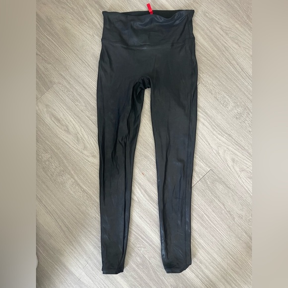Spanx black faux leather skinny high waisted leggings - Picture 4 of 4